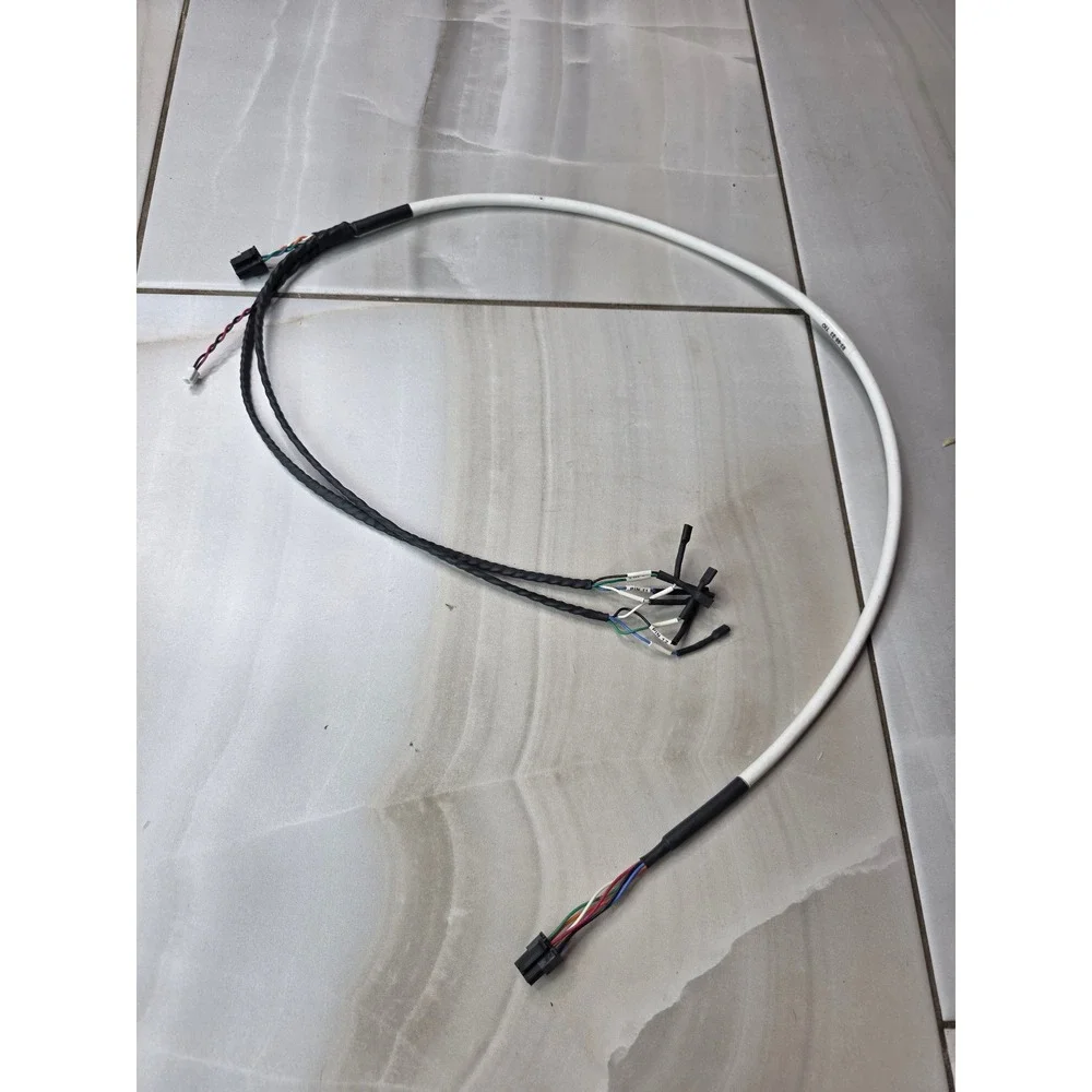 Multi-Pin Electronic Wiring Harness with 6-Pin Molex and‎ 2-Pin Connectors F2